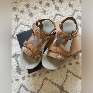 Teva Midform Arivaca